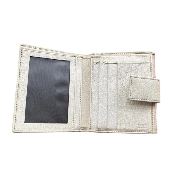 LOW START Vintage Gucci Beige and Pink Monogram Wallet - Picture 6 of 9